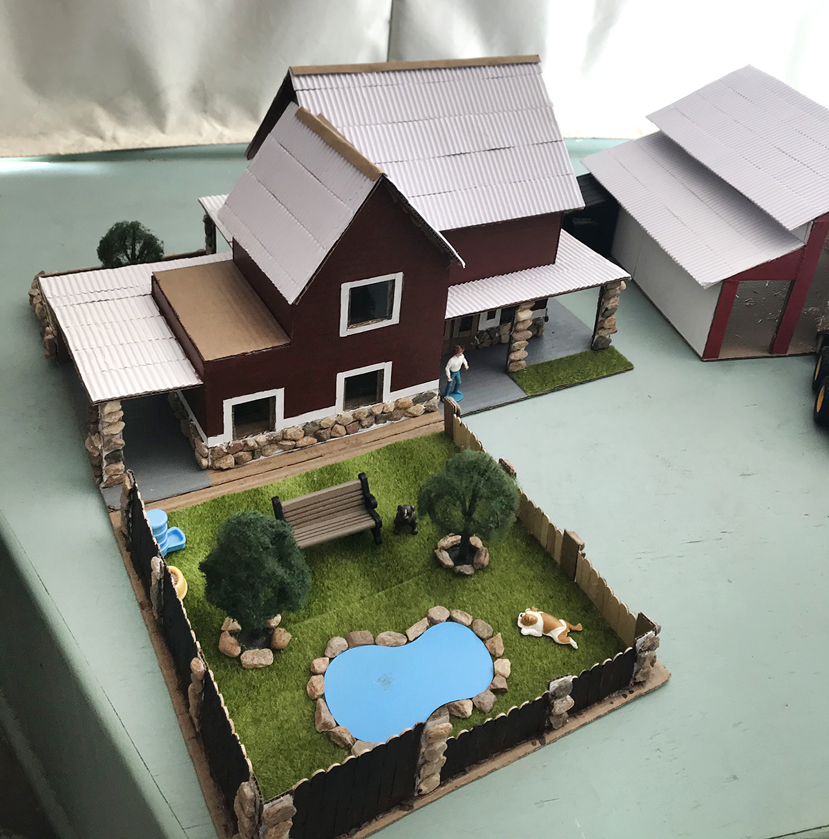 Kazyen Green's model home and barn